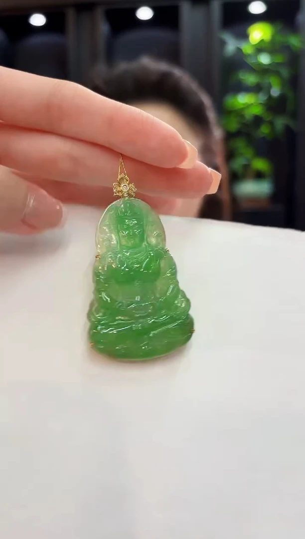 颈饰18K金镶嵌翡翠 缅料A货/支持复检/一件