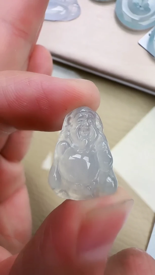 翡翠未镶嵌颈饰缅甸天然翡翠A货