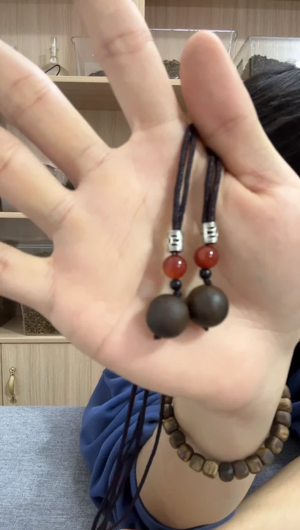 【闪购商品】沉香沉香碎屑圆珠项链1克+ 多样性发其一