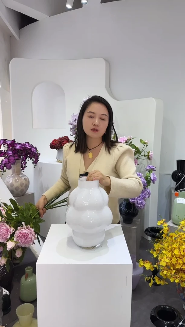 【闪购商品】藤A091 1个白色花瓶