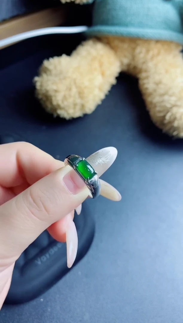 翡翠戒指未镶嵌天然翡翠A货男戒