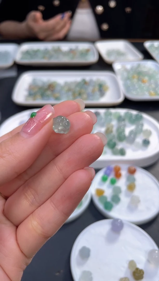 未镶嵌定制翡翠小****y啊A119