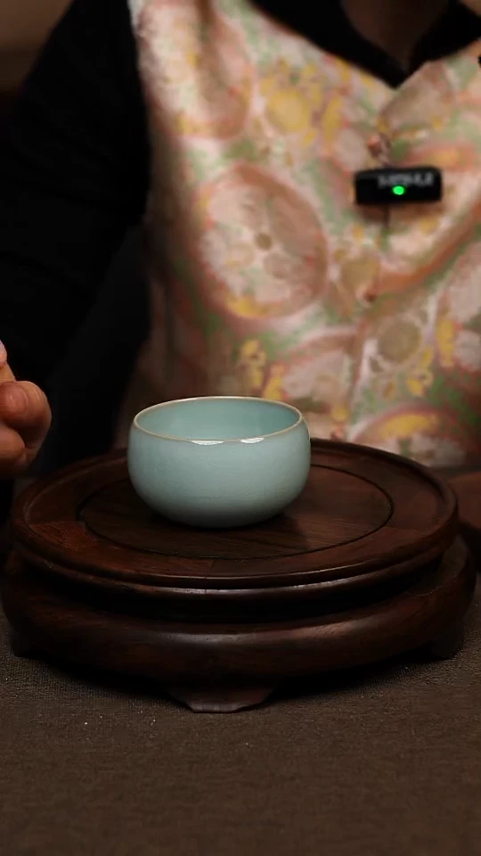 瓷片天青色全手卧足罗汉杯90ml微瑕不带礼盒