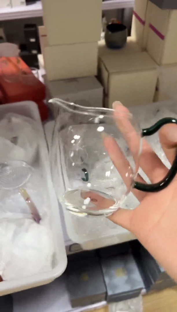 公道杯翘嘴湖绿色