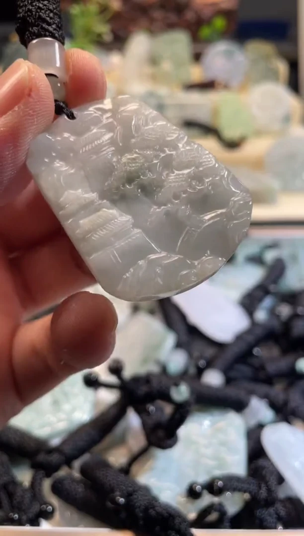 颈饰未镶嵌翡翠11/25/011