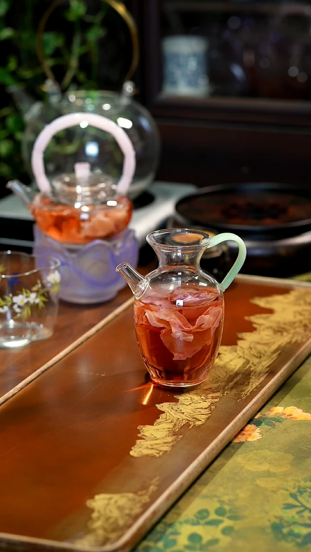 晶焱宋直壶哈哈哈哈一个