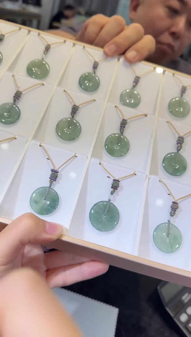 翡翠未镶嵌颈饰X0607-512-545多样性一件