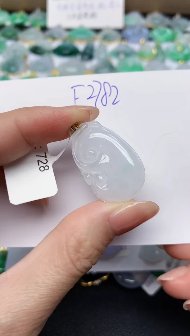 颈饰未镶嵌翡翠天然缅甸A货翡翠百元以上9元证书费自理