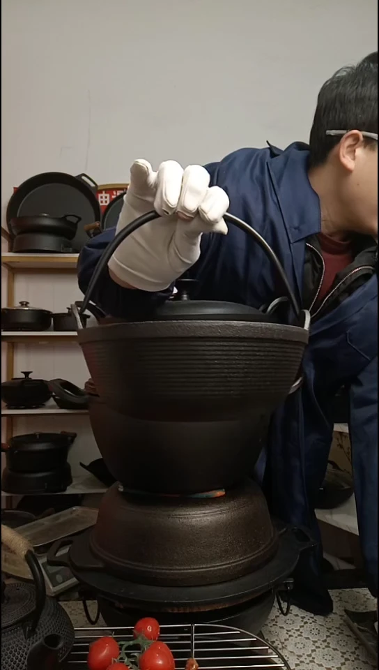 铸铁瑕疵寿喜锅19cm吊锅