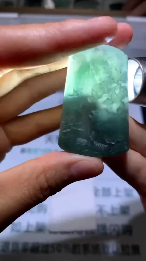 未镶嵌定制翡翠人****~-毛货-不退不换-