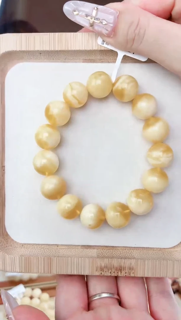 裸石蜜蜡未镶嵌手串