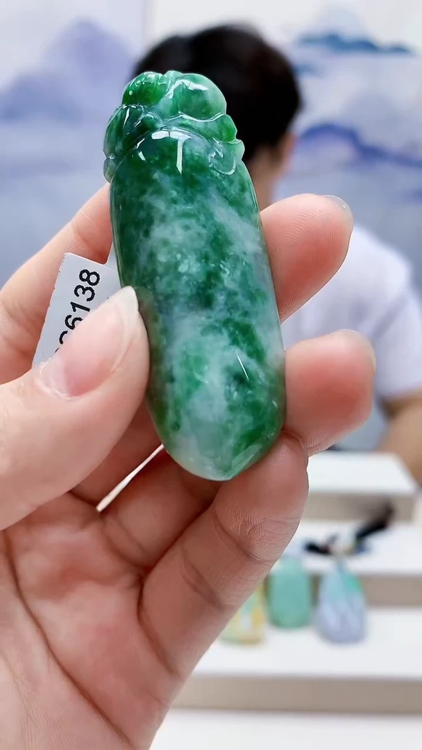 未镶嵌定制翡翠5145lr-毛货挂件20