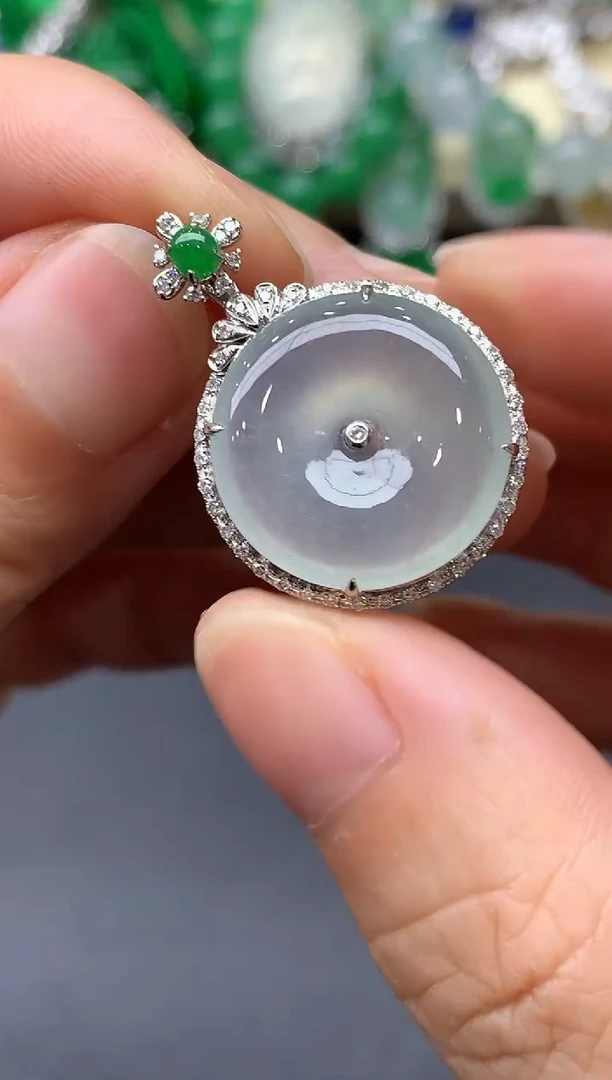 颈饰18K金镶嵌翡翠370-中国好珍宝