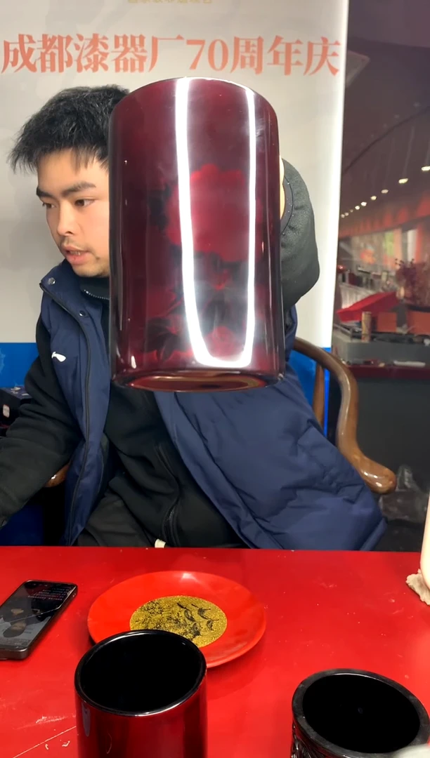 【闪购商品】雕银丝光隐花芙蓉笔筒