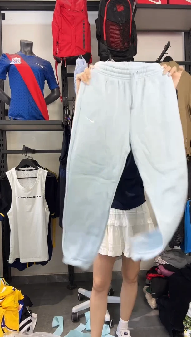 106   编码 瑕疵款直播间过款为准 尺码