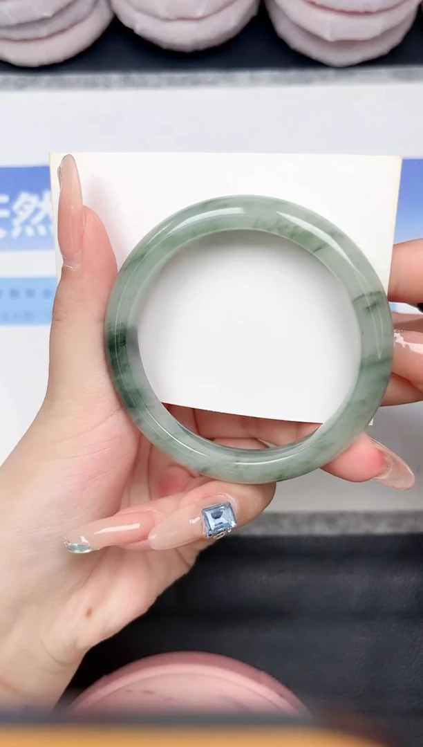 未镶嵌手镯石英质玉142-56