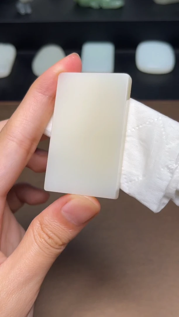 和田玉未镶嵌颈饰61