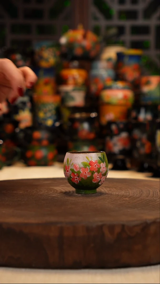 油画  手绘   釉下彩