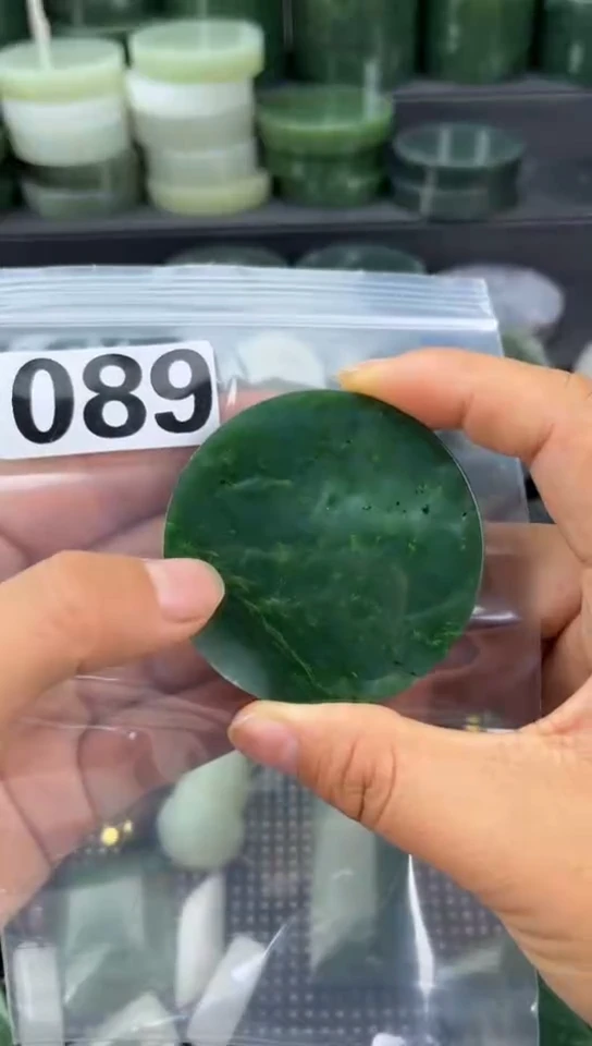 和田玉未镶嵌珠宝半成品镯芯