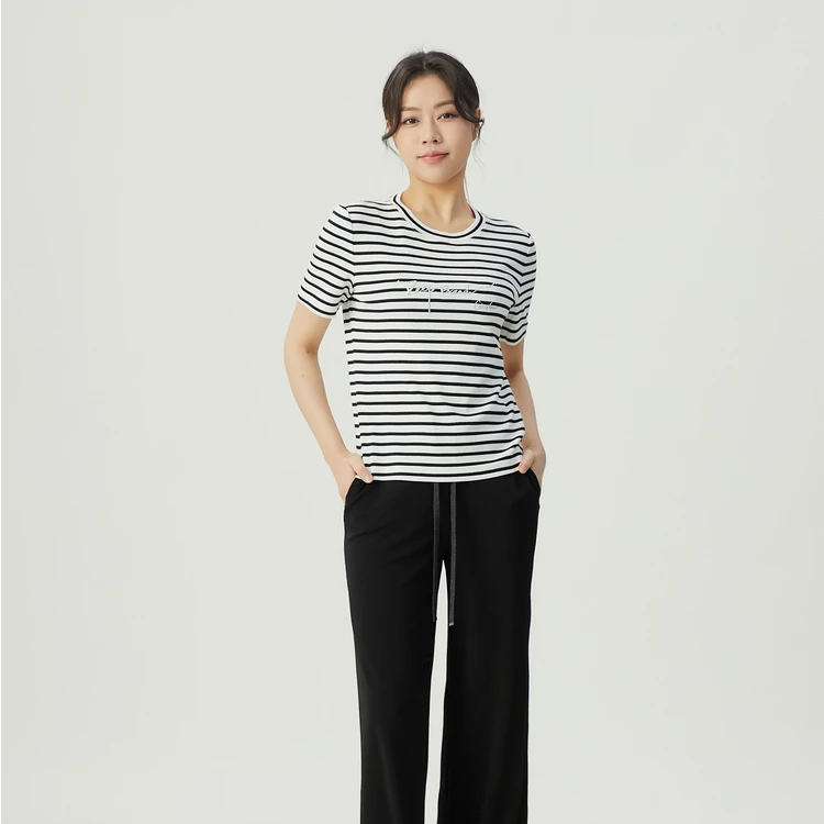 GIRDEAR/哥弟新款简约时尚休闲设计感小众透气百搭圆领T恤1300896