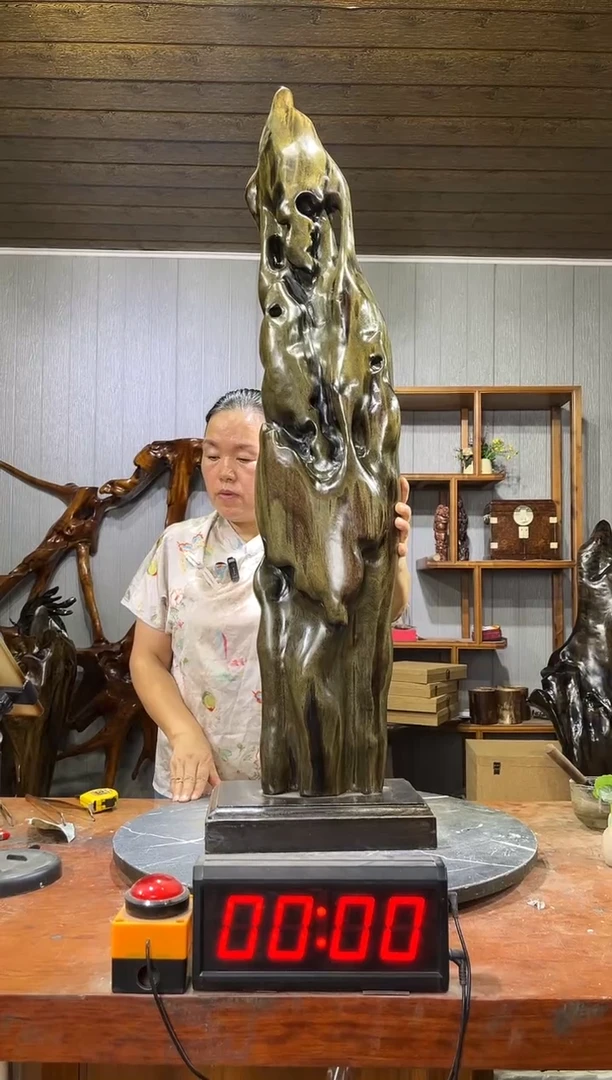 金丝楠天****长随行摆件