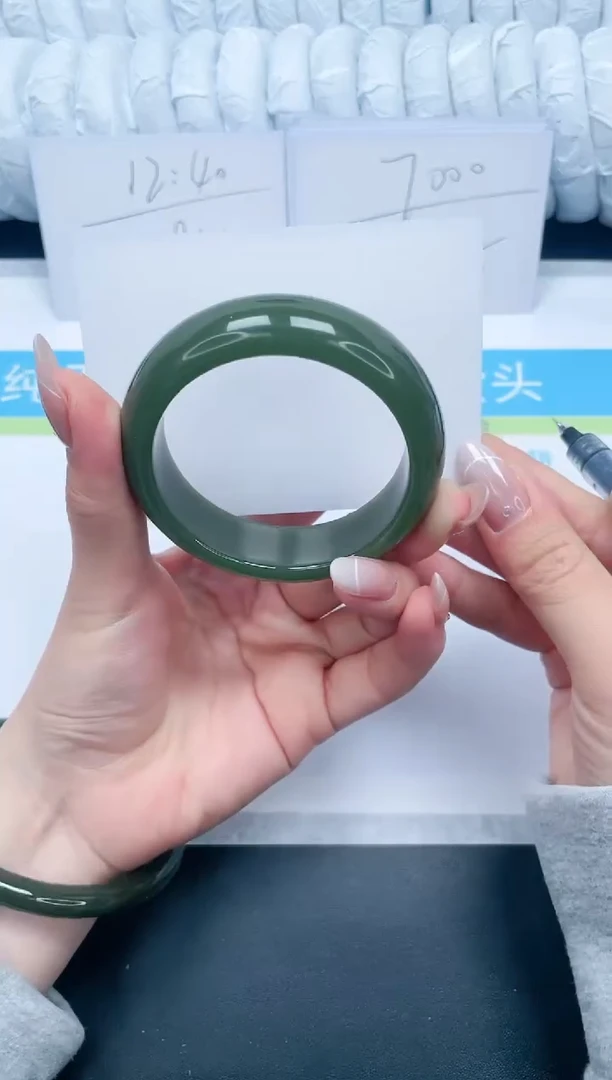 【闪购商品】石英质玉手镯未镶嵌120-大波55.5