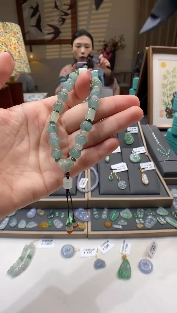 【闪购商品】翡翠手串未镶嵌手串