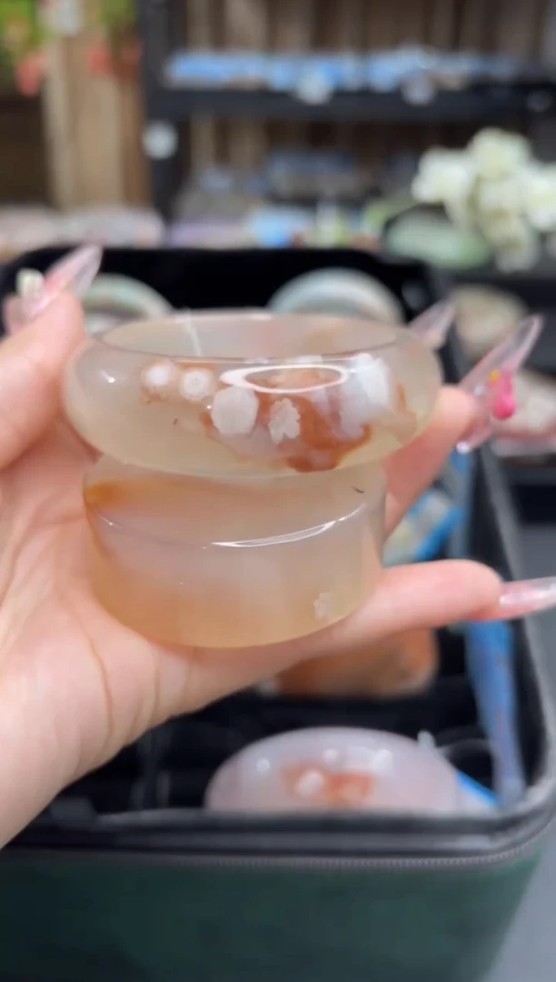 未镶嵌手镯石英质玉114(55圈赠送镯心)