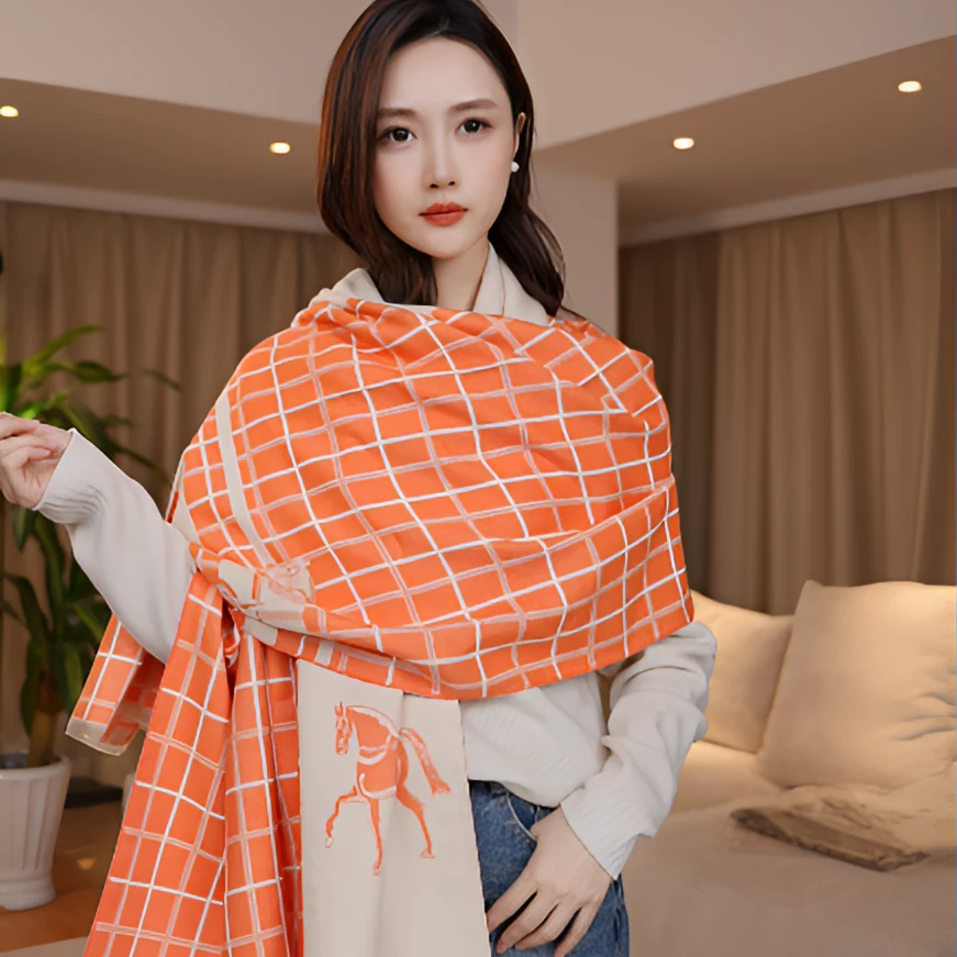 上海故事高贵大披肩女款马到成功加厚保暖双面秋冬女士围巾