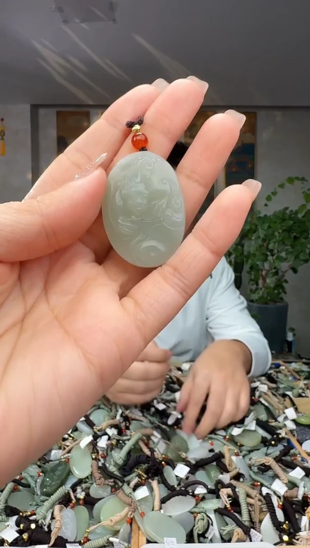 颈饰未镶嵌和田玉拍一发一多样性发货