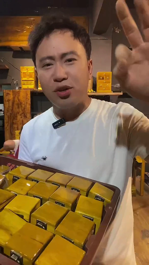 木金丝楠木制品戒指盒6*6*5一个