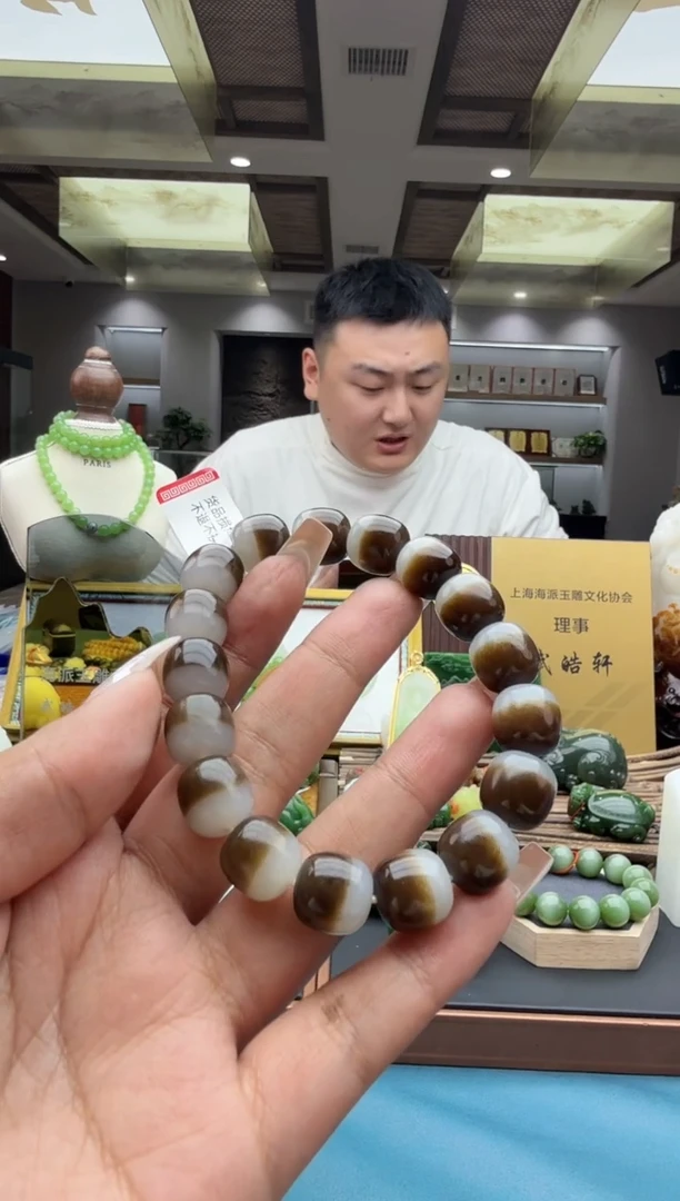 未镶嵌手串和田玉qmt12
