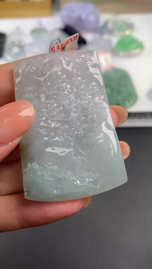 未镶嵌挂件翡翠1000507      多人