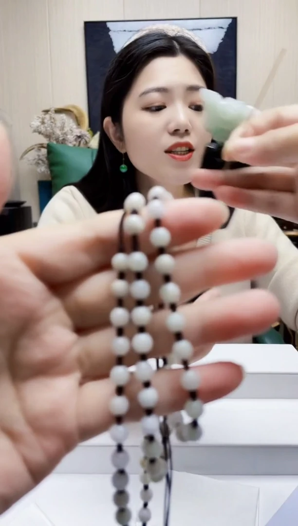 未镶嵌定制翡翠吊坠175