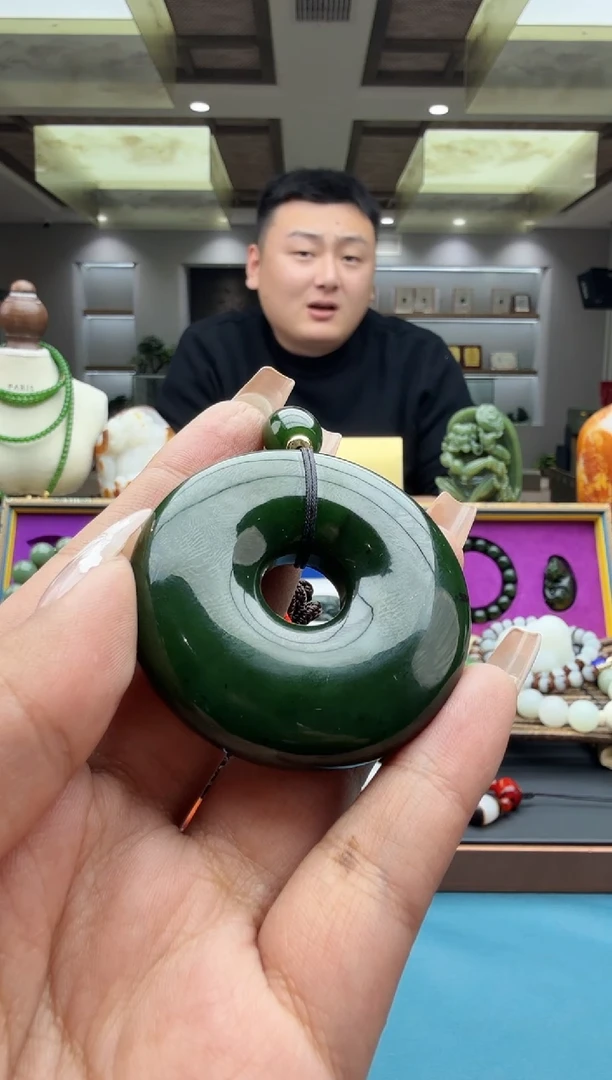 未镶嵌和田玉挂件byeqbcl