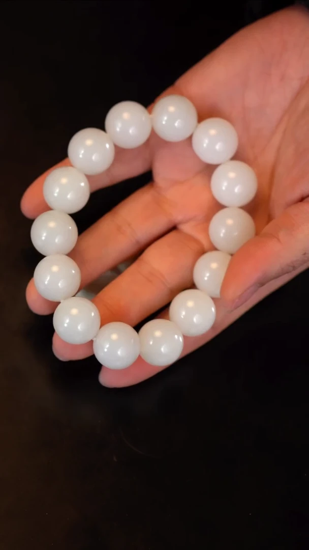 未镶嵌和田玉挂件大*手串