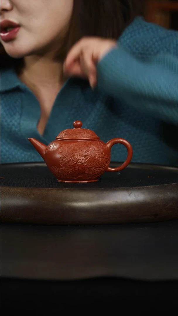 茶壶紫砂朱泥 水平（八刀刻凤）