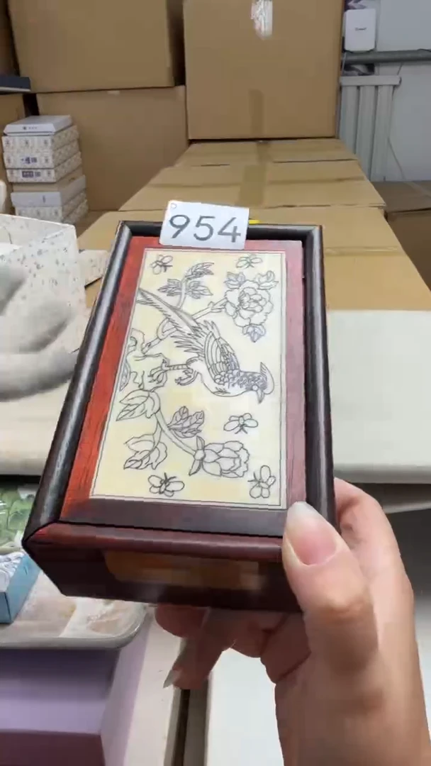 瓷片F**f瓷器全场漏漏漏默认微瑕介意慎拍！