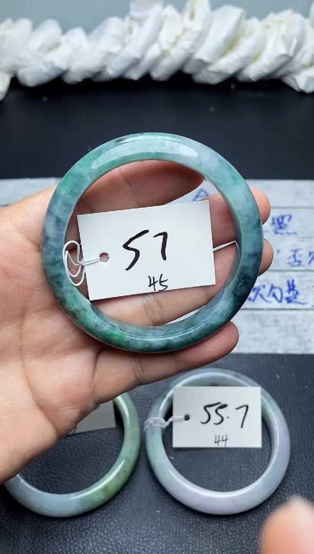 未镶嵌手镯翡翠45