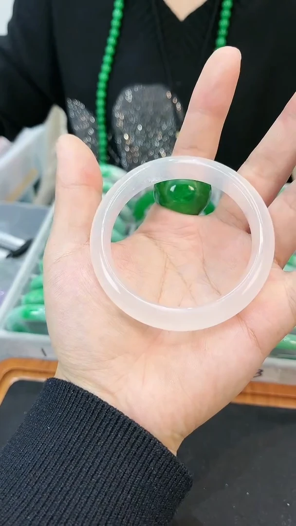 【闪购商品】砖雕s56 白月光手镯 圈口59.6