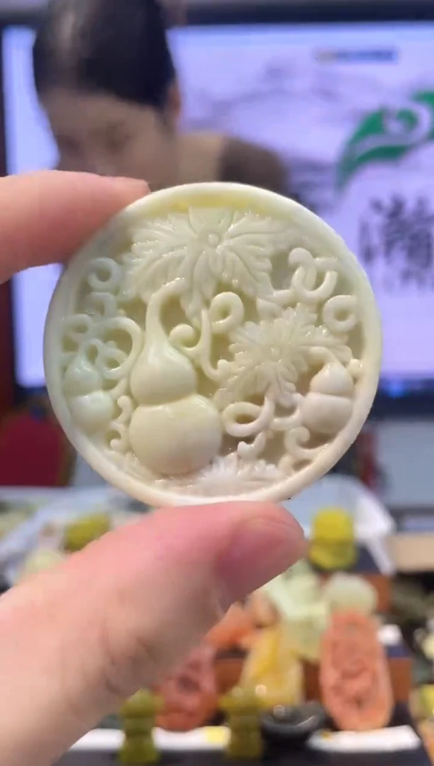 【闪购商品】岫玉吊坠未镶嵌·