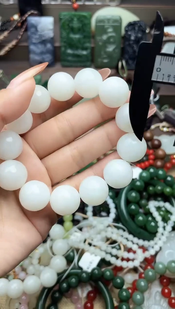 颈饰未镶嵌和田玉未镶嵌和田玉吊坠多样性拍一发一