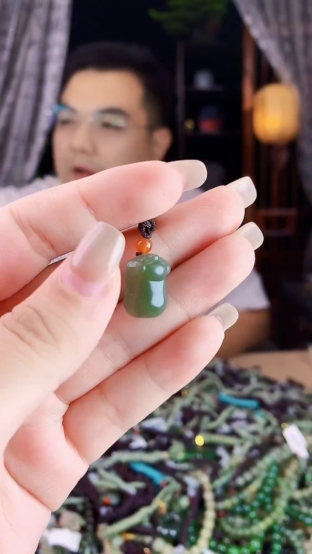 未镶嵌和田玉挂件多样性发货拍一发一