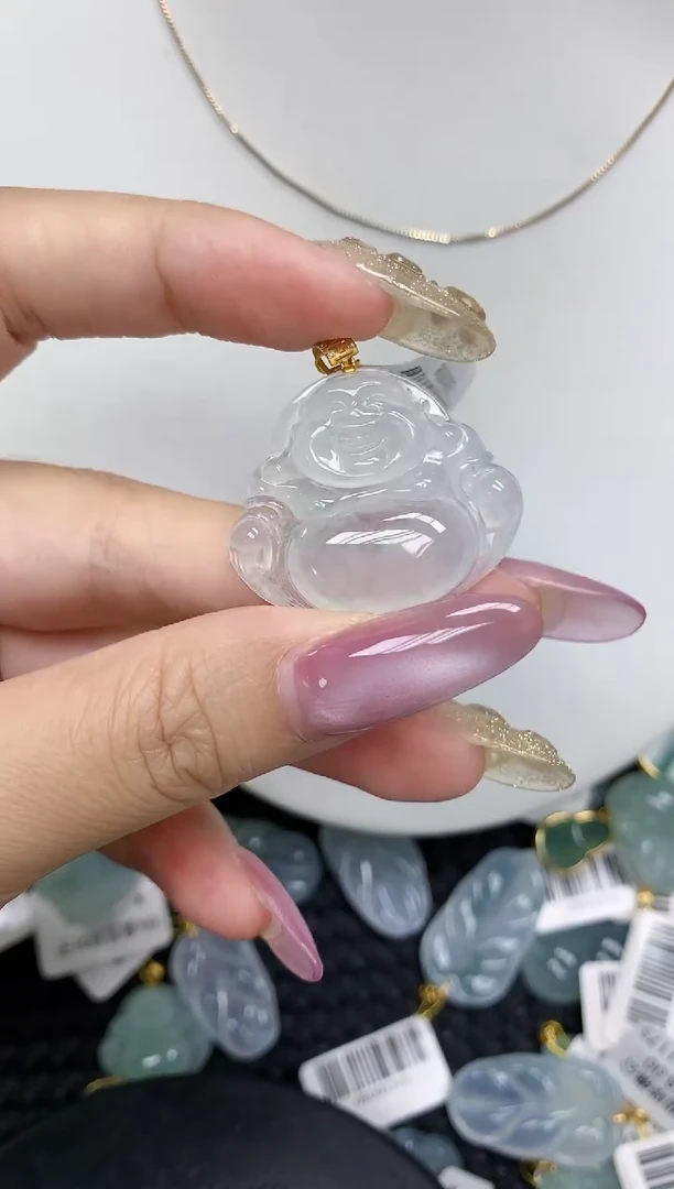 翡翠18K金镶嵌颈饰1111111111