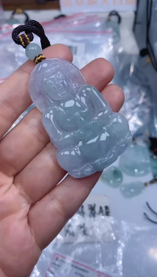 颈饰未镶嵌翡翠吊坠