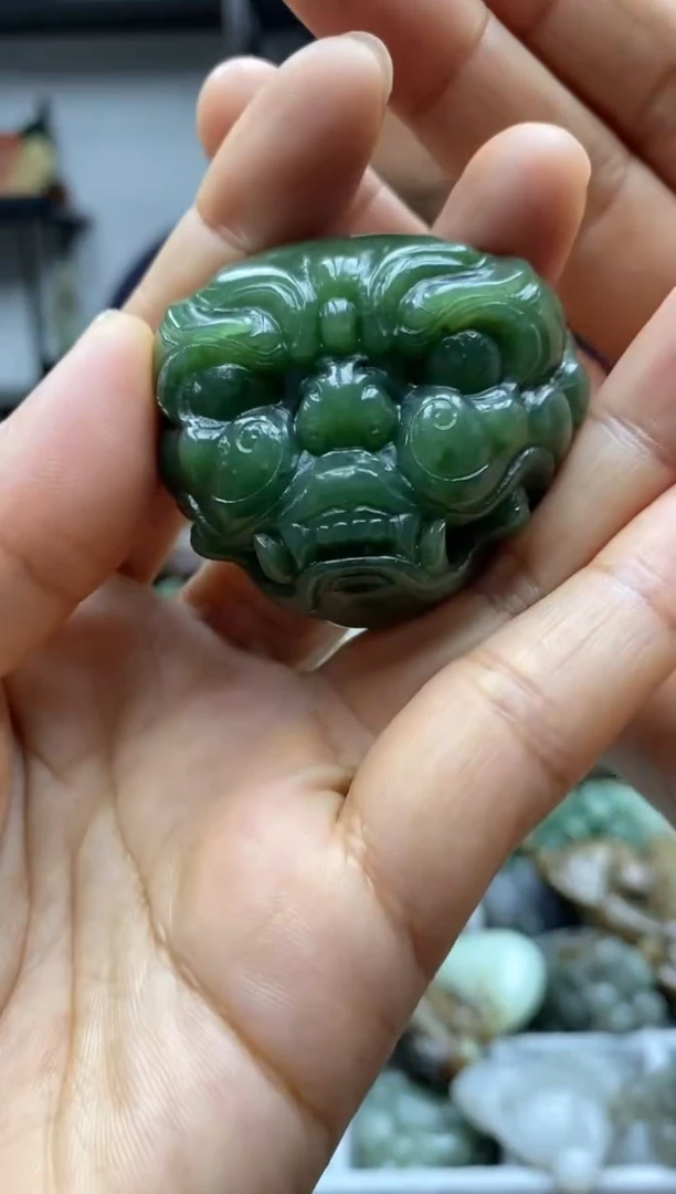 未镶嵌和田玉把件1