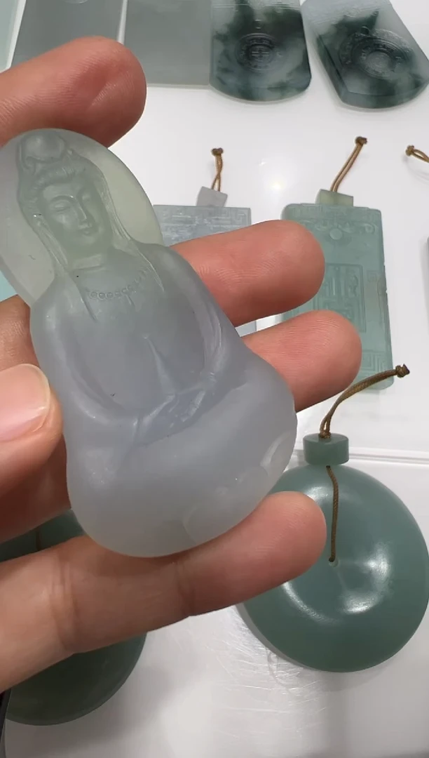 未镶嵌定制翡翠素衣