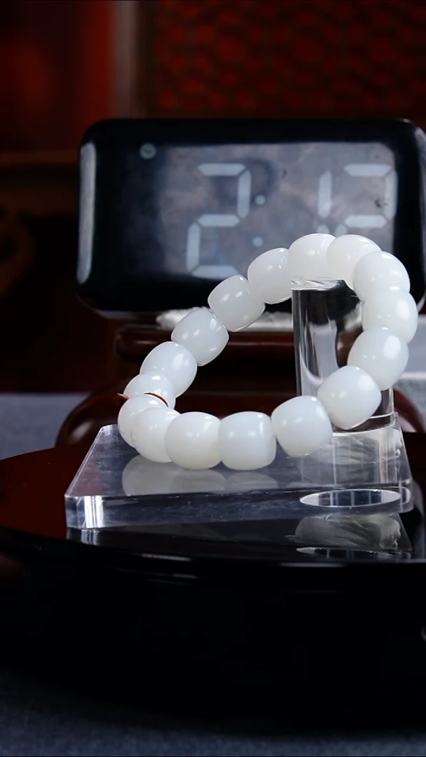 和田玉未镶嵌挂件独***?1