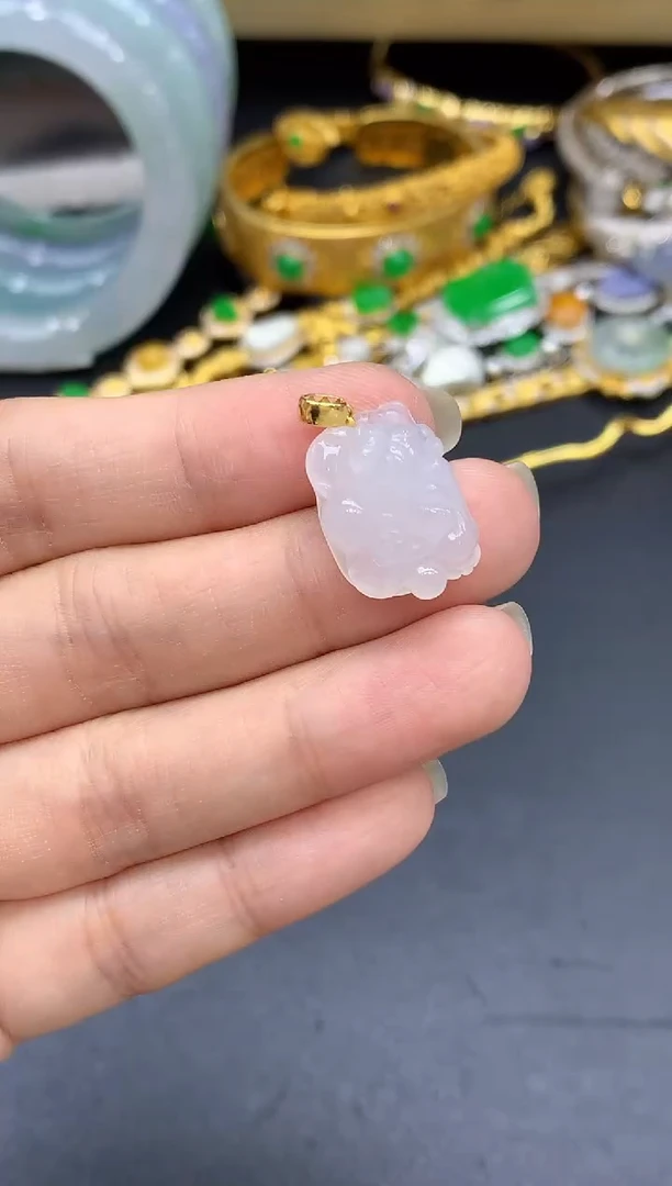 颈饰18K金镶嵌翡翠390-中国好珍宝