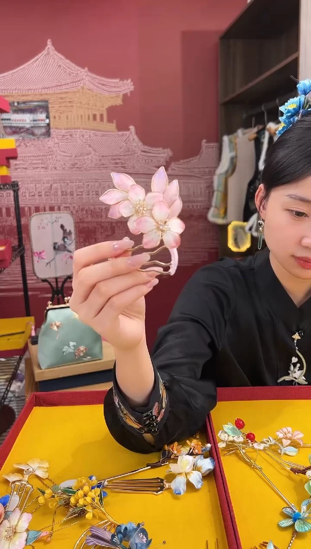 【闪购商品】刺绣非遗绒花（发饰）